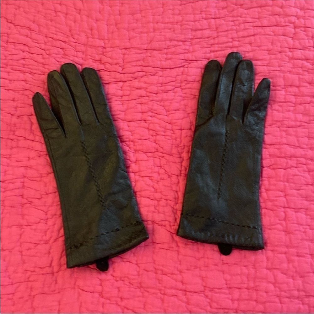 Moro Elegant Black genuine Leather Gloves, size 6,5( S)